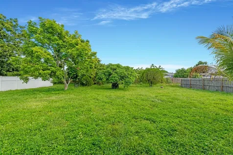 137 Alcazar Street Royal Palm Beach FL 33411