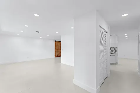 137 Alcazar Street Royal Palm Beach FL 33411