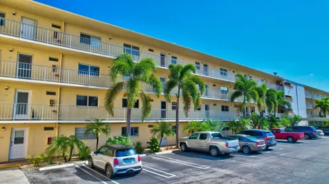 2620 Ne 1st Court Boynton Beach FL 33435