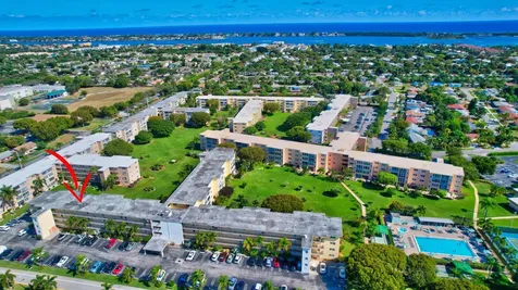 2620 Ne 1st Court Boynton Beach FL 33435