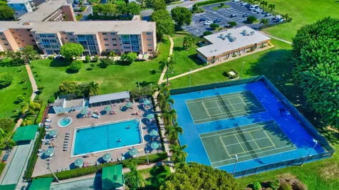 2620 Ne 1st Court Boynton Beach FL 33435