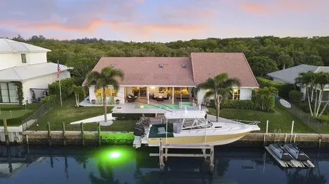 9139 Se Hawksbill Way Hobe Sound FL 33455