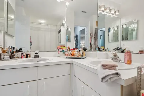 2837 Nw 99th Terrace Sunrise FL 33322