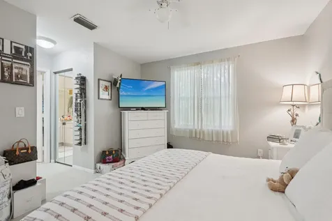 2837 Nw 99th Terrace Sunrise FL 33322