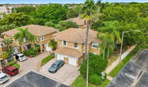 2837 Nw 99th Terrace Sunrise FL 33322