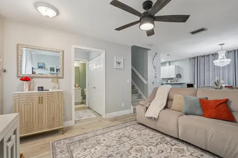 2837 Nw 99th Terrace Sunrise FL 33322