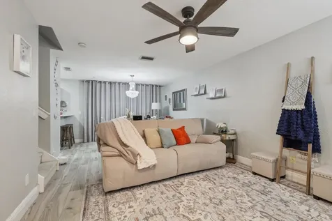 2837 Nw 99th Terrace Sunrise FL 33322