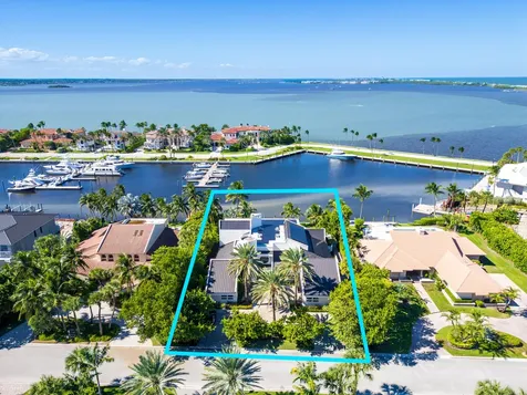 6879 Se South Marina Way Stuart FL 34996