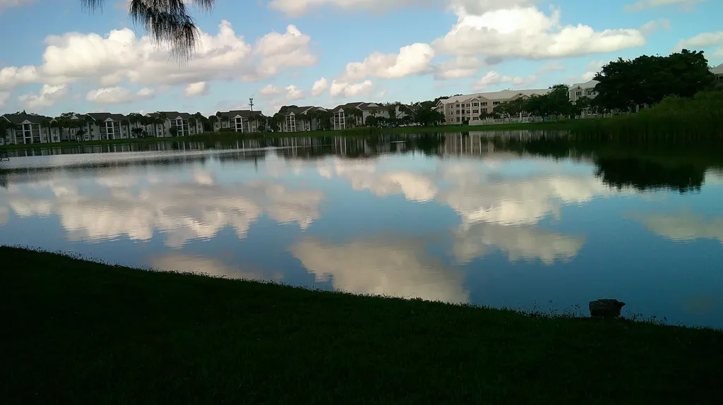 2733 S Oakland Forest Drive Oakland Park FL 33309