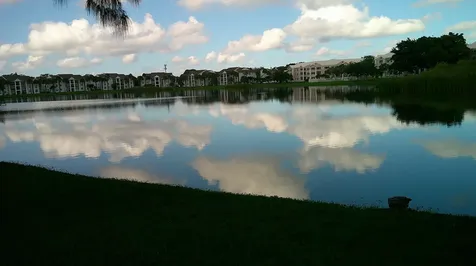 2733 S Oakland Forest Drive Oakland Park FL 33309