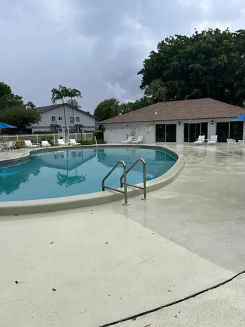 2733 S Oakland Forest Drive Oakland Park FL 33309