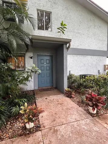2733 S Oakland Forest Drive Oakland Park FL 33309