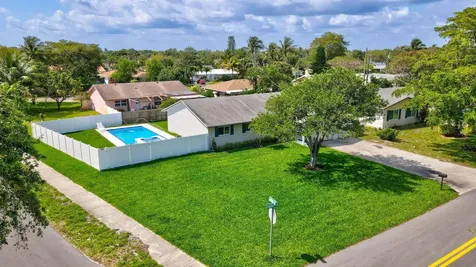510 Kingbird Circle Delray Beach FL 33444