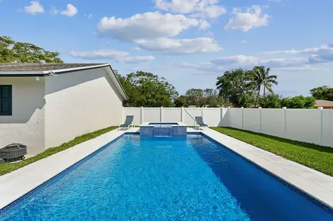 510 Kingbird Circle Delray Beach FL 33444