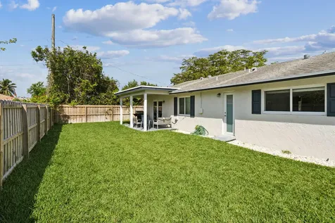 510 Kingbird Circle Delray Beach FL 33444