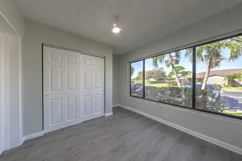 1768 Lakefront Boulevard Fort Pierce FL 34982