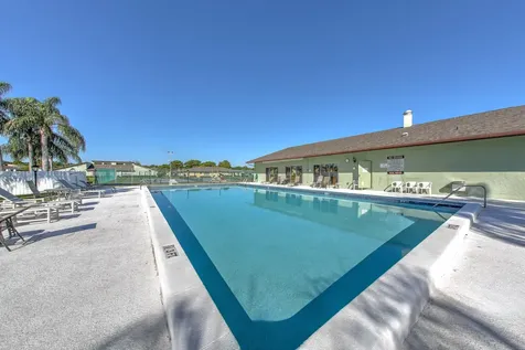 1768 Lakefront Boulevard Fort Pierce FL 34982