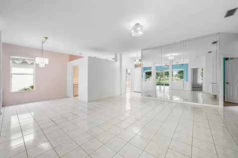1115 Gator Trail West Palm Beach FL 33409