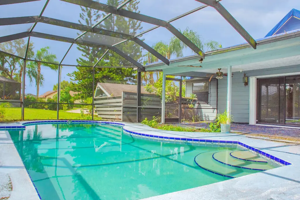 398 Sw Ray Avenue Port Saint Lucie FL 34983