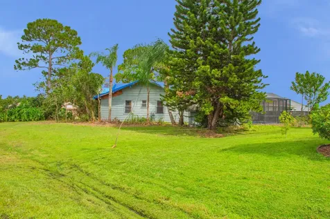 398 Sw Ray Avenue Port Saint Lucie FL 34983