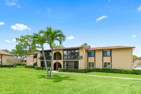 234 Pine Hov Circle Greenacres FL 33463