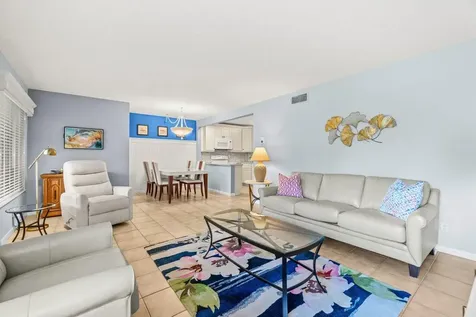 234 Pine Hov Circle Greenacres FL 33463