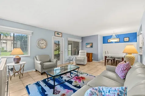234 Pine Hov Circle Greenacres FL 33463
