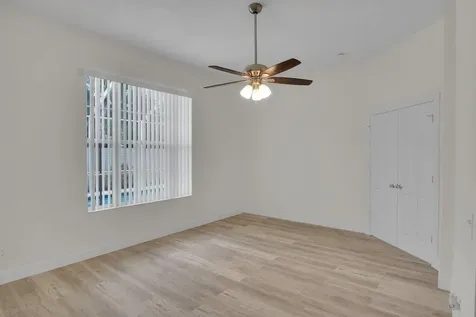 324 Nw Bentley Circle Port Saint Lucie FL 34986