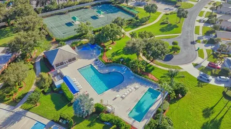 324 Nw Bentley Circle Port Saint Lucie FL 34986
