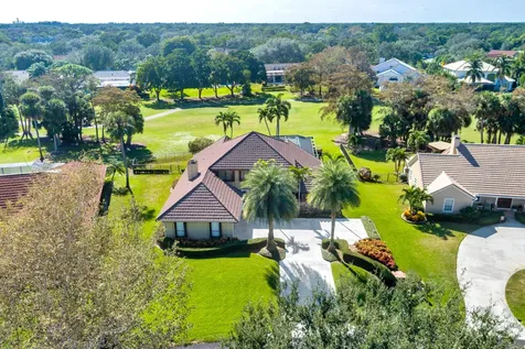 29 Cambria Road Palm Beach Gardens FL 33418