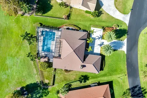 29 Cambria Road Palm Beach Gardens FL 33418