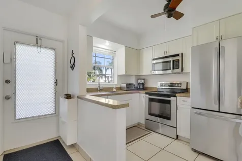 298 Se 6th Avenue Pompano Beach FL 33060