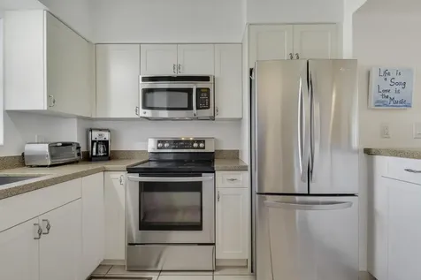 298 Se 6th Avenue Pompano Beach FL 33060