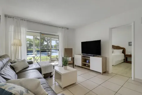 298 Se 6th Avenue Pompano Beach FL 33060