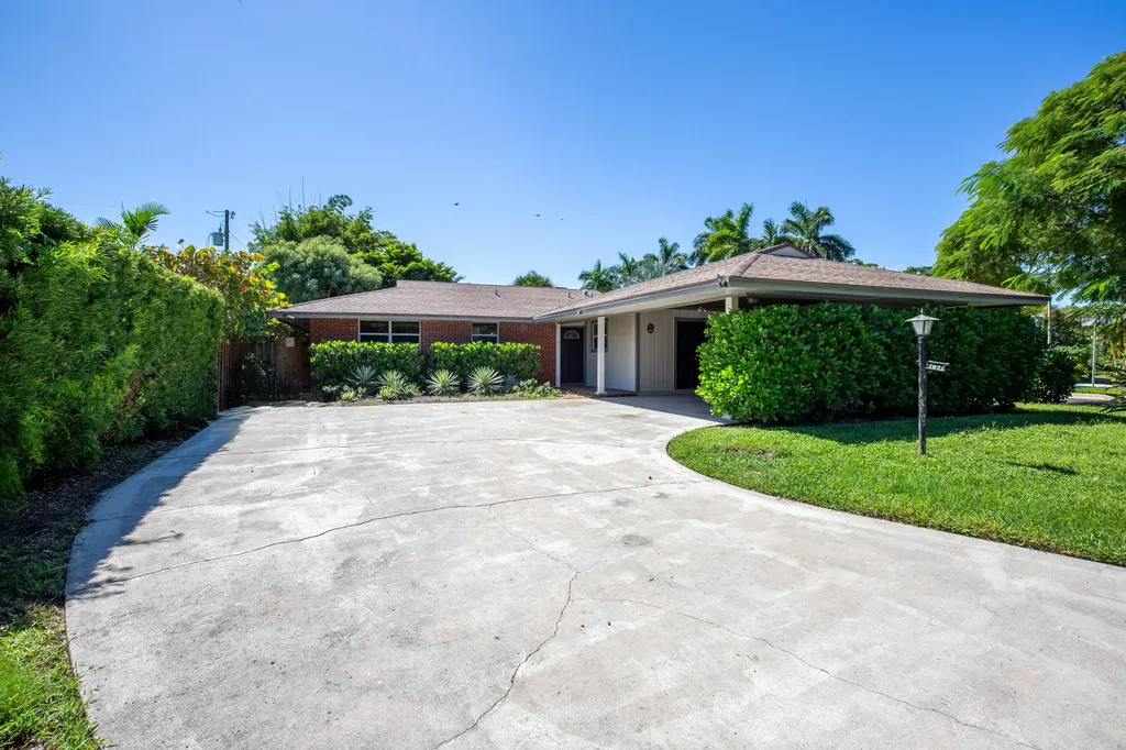 187 Auburn Drive Lake Worth Beach FL 33460