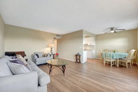 4026 Swansea B Deerfield Beach FL 33442