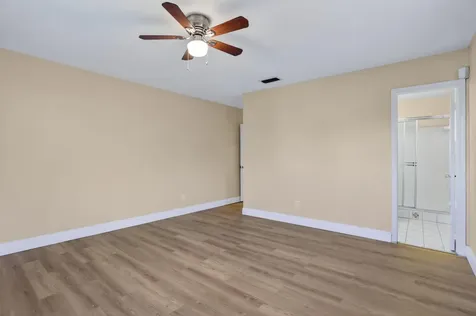 1190 Nw 69th Avenue Margate FL 33063