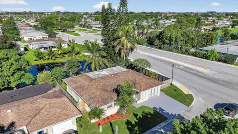 1190 Nw 69th Avenue Margate FL 33063