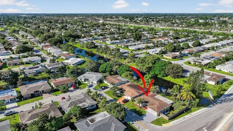 1190 Nw 69th Avenue Margate FL 33063
