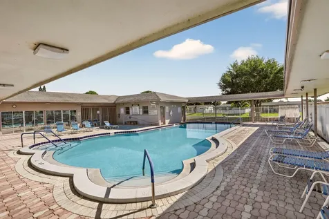 1190 Nw 69th Avenue Margate FL 33063