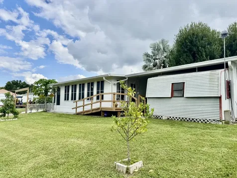 1903 Se 30th Street Okeechobee FL 34974