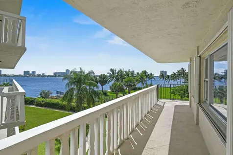 801 Lake Shore Drive Lake Park FL 33403