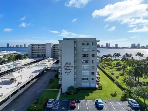 801 Lake Shore Drive Lake Park FL 33403