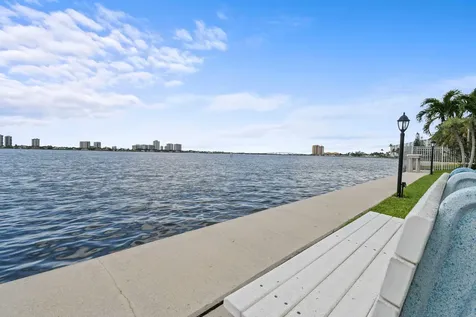 801 Lake Shore Drive Lake Park FL 33403