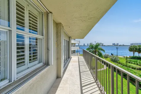 801 Lake Shore Drive Lake Park FL 33403