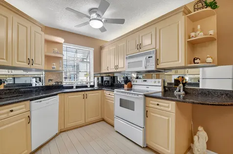 5135 Floria Drive Boynton Beach FL 33437