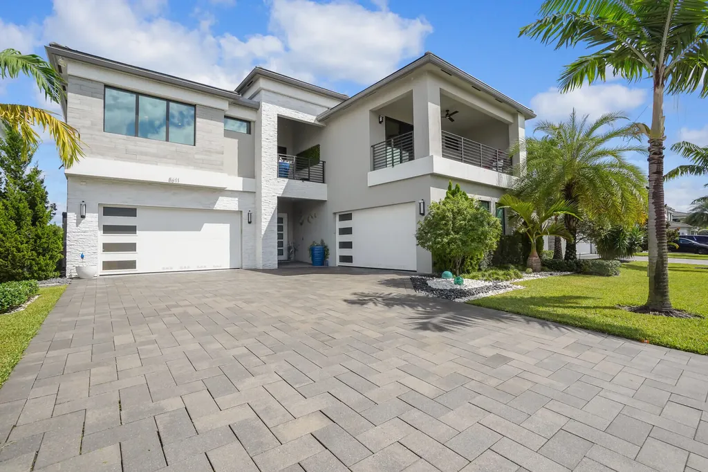 8611 Dearborn River Way Boca Raton FL 33496