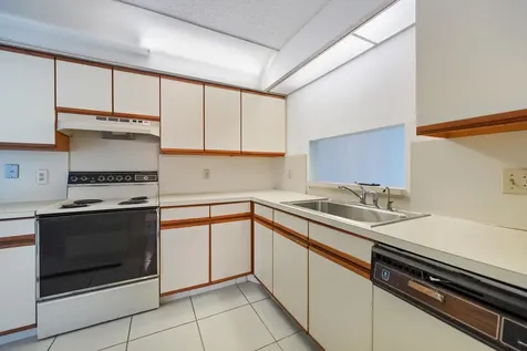 10204 Mangrove Drive Boynton Beach FL 33437