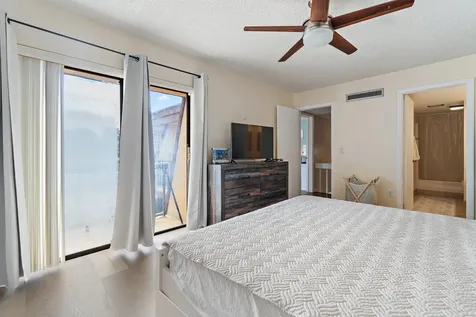 825 Center Street Jupiter FL 33458