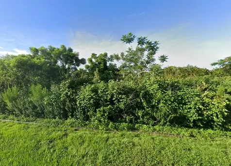 2012 SE Giffen Avenue Port Saint Lucie FL 34952